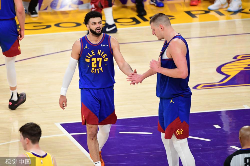 现代足球 现代足球