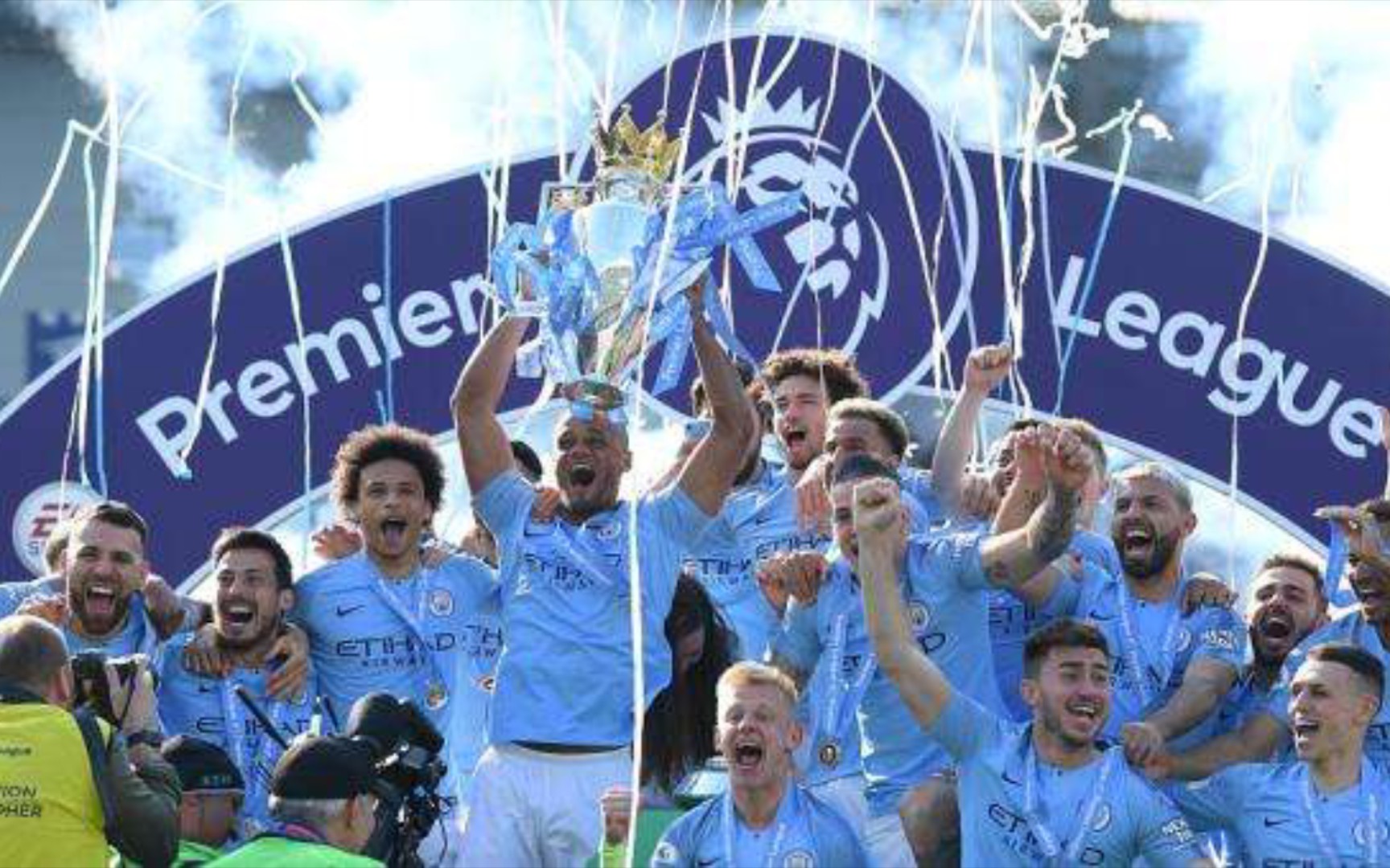 球队经历了 球队经历了