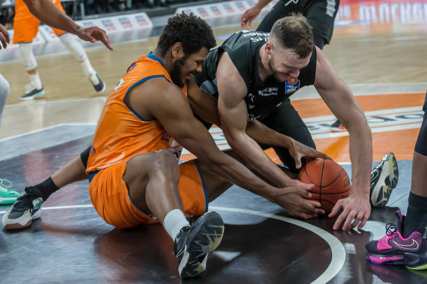 使曼联的进 使曼联的进