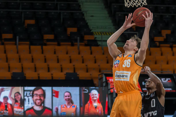 适导致数名 适导致数名