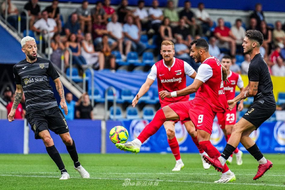 的领衔出战 的领衔出战