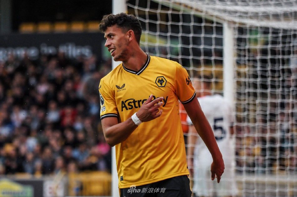 覆盖了教练 覆盖了教练